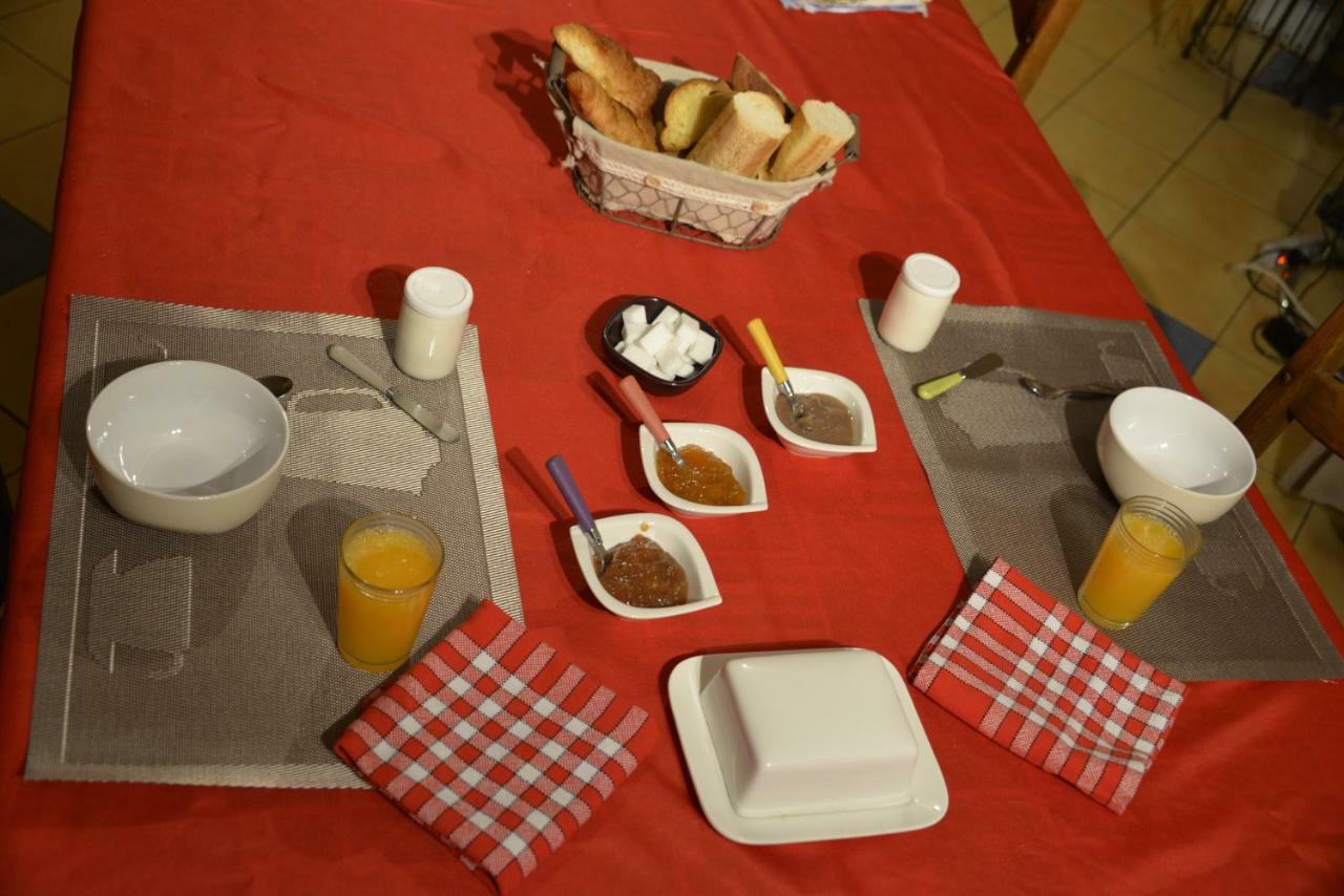 Bed and Breakfast Couloumine breizh Saint-Aignan  Exterior foto